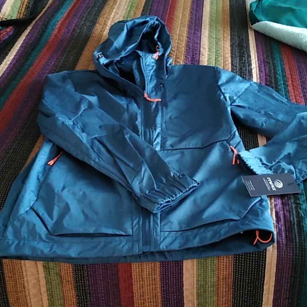 Men's MPG Hooded Lightweight Jacket